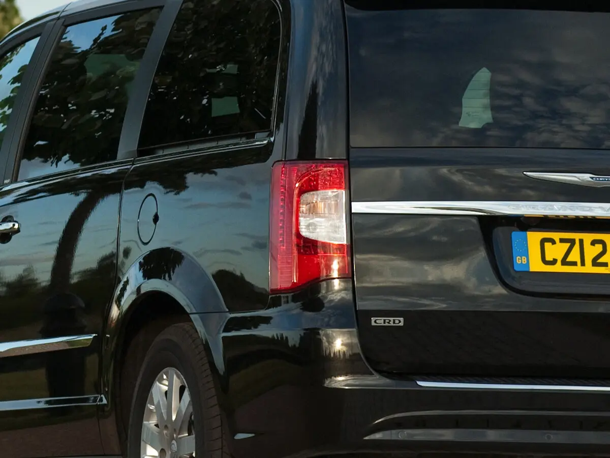 Chrysler Voyager V Рестайлинг Минивэн Grand — сүрөт 12