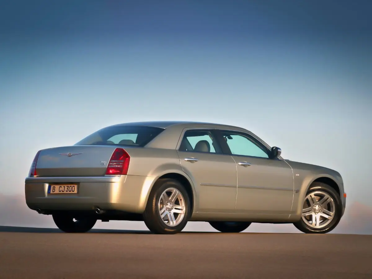 Chrysler 300C I Седан SRT8 — сүрөт 5
