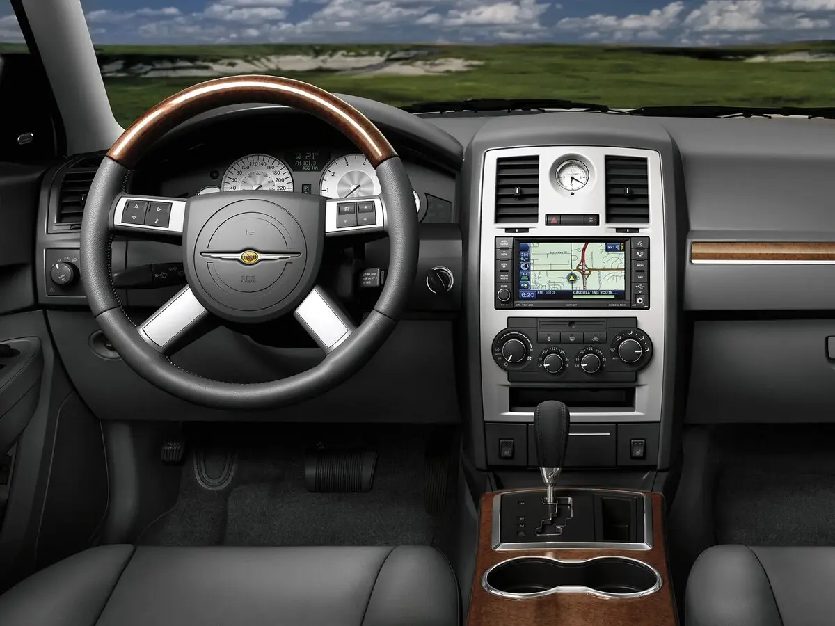 Chrysler 300C I Седан SRT8 — сүрөт 7