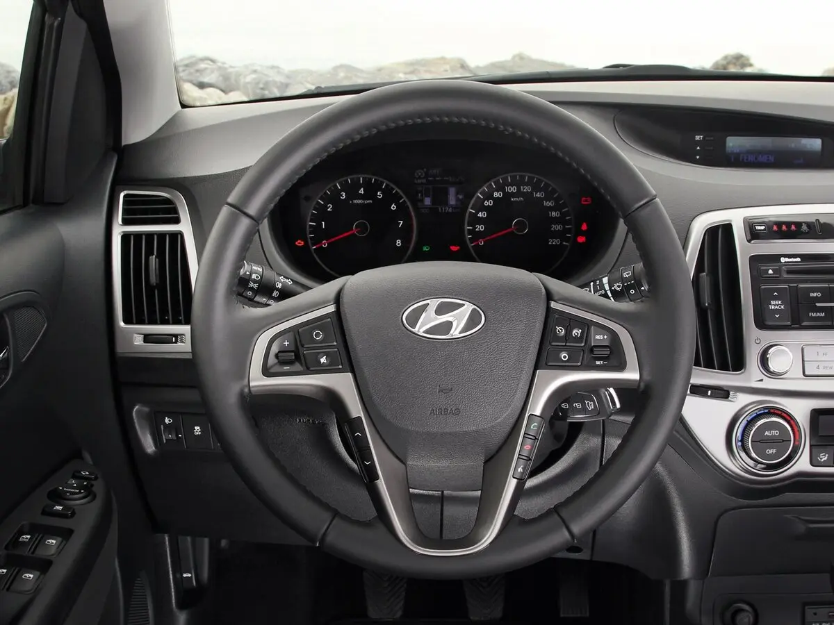 Hyundai i20 I Рестайлинг Хэтчбек 5 дв. — 照片 7