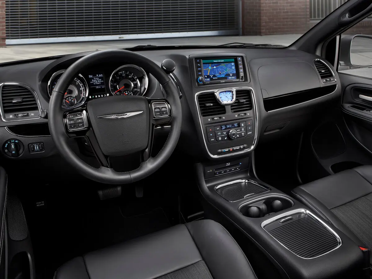 Chrysler Town & Country V Рестайлинг Минивэн — сүрөт 6