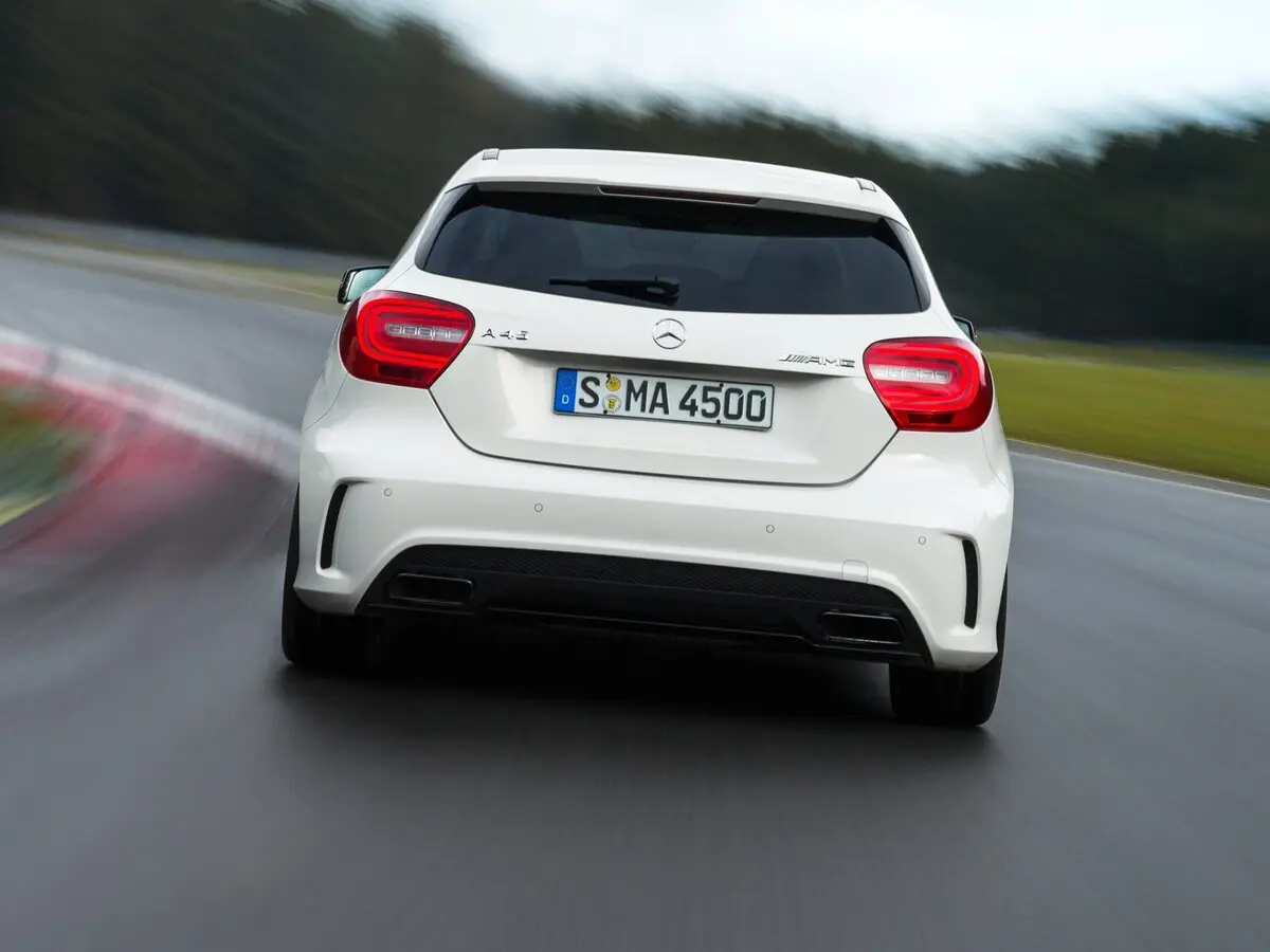 Mercedes-Benz A-Класс AMG I (W176) Хэтчбек 5 дв. — сүрөт 4