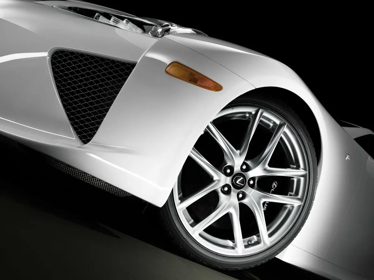 Lexus LFA 2010 – 2012 Купе — фото 16