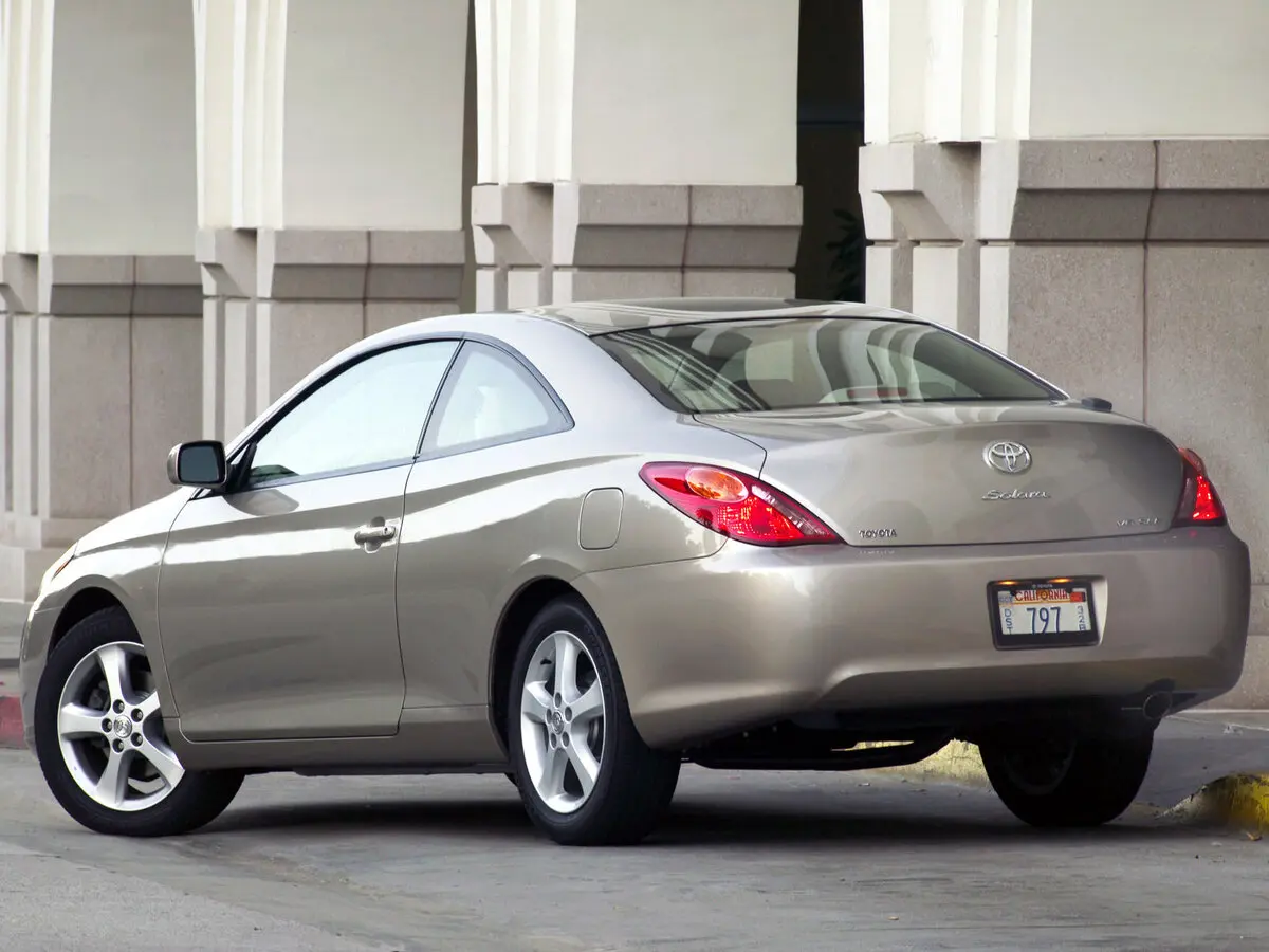 Toyota Camry Solara II Купе — фото 5