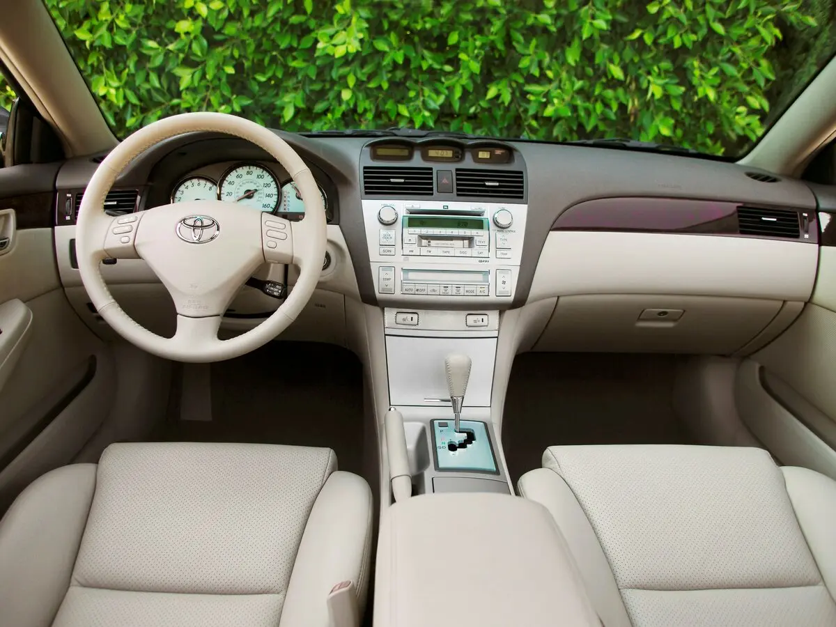 Toyota Camry Solara II Купе — фото 6