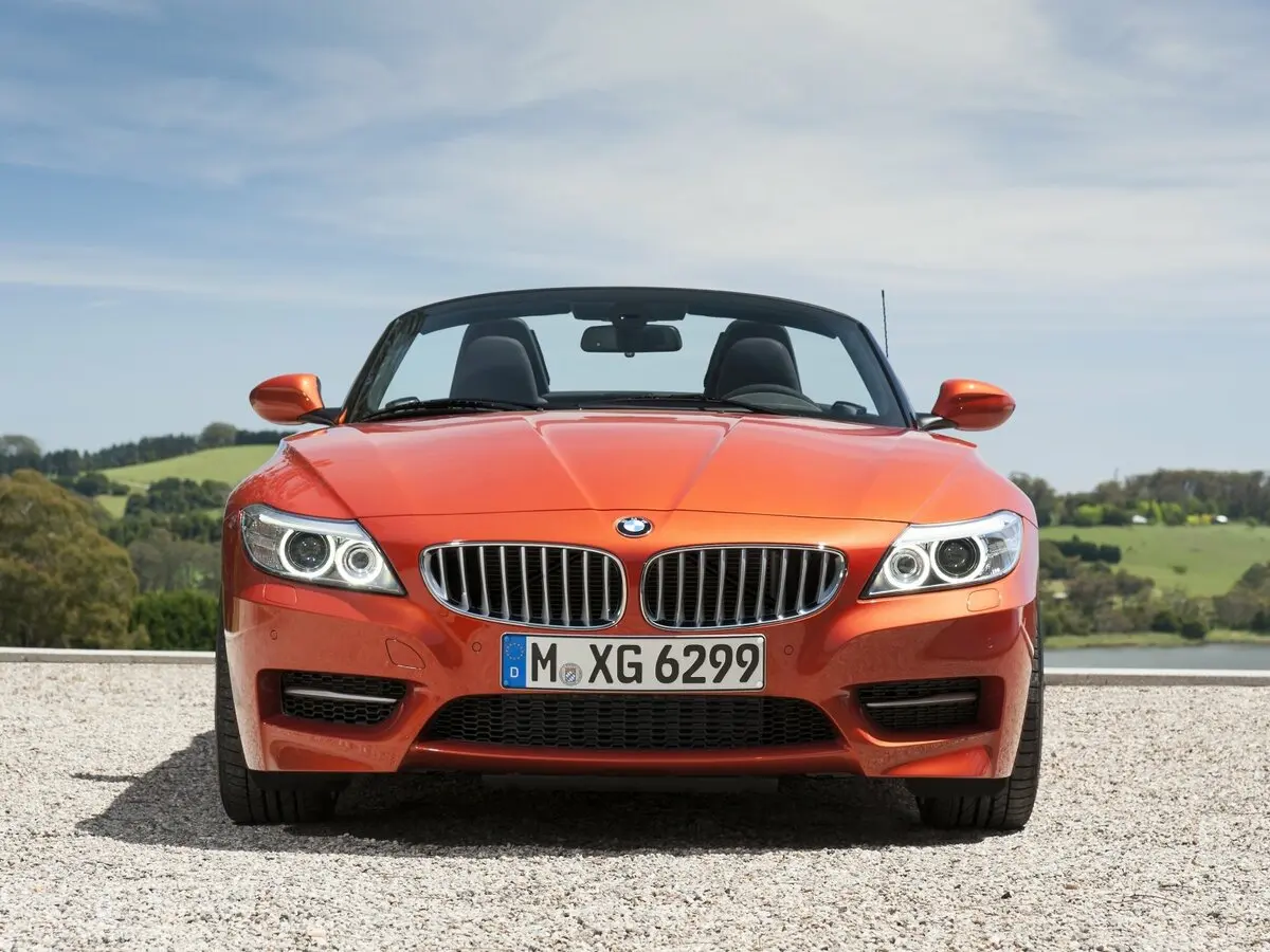 BMW Z4 II (E89) Рестайлинг Родстер — сүрөт 3
