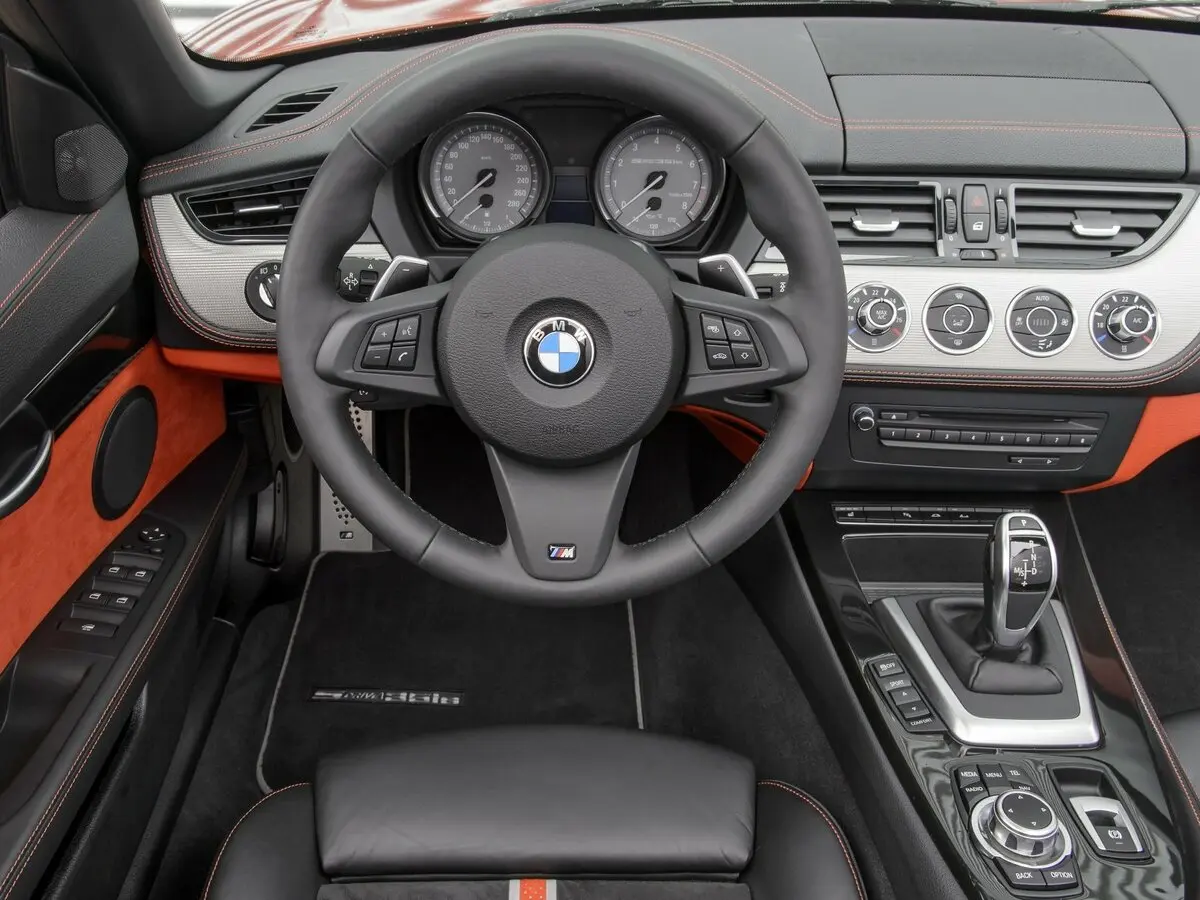 BMW Z4 II (E89) Рестайлинг Родстер — сүрөт 10