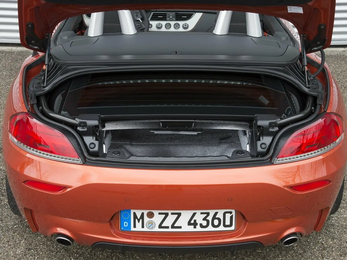 BMW Z4 II (E89) Рестайлинг Родстер — сүрөт 12
