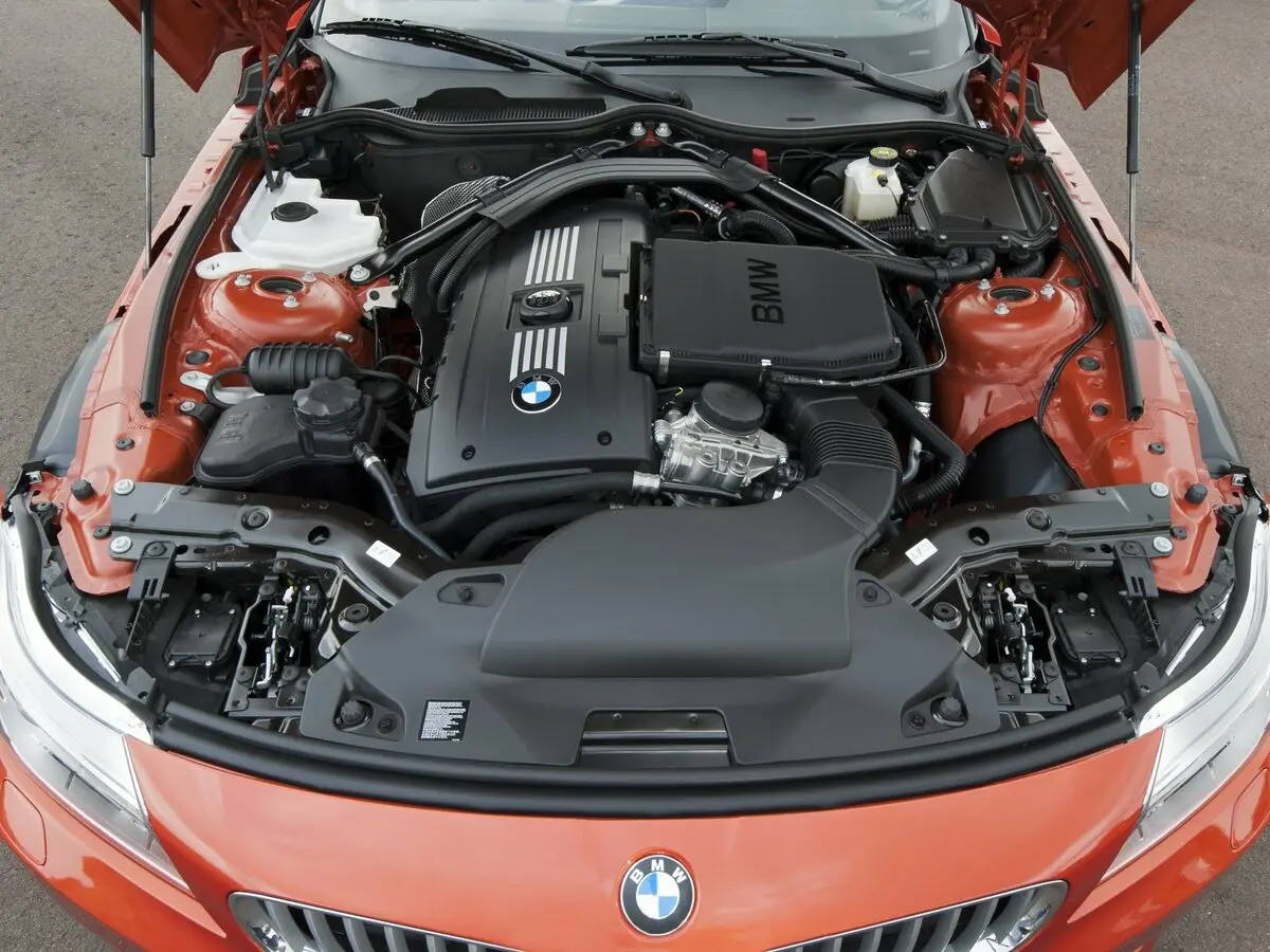 BMW Z4 II (E89) Рестайлинг Родстер — сүрөт 17