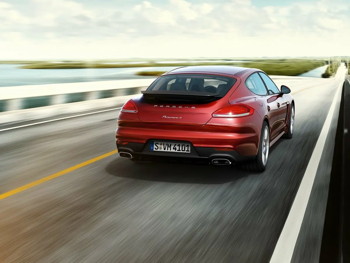 Porsche Panamera I Рестайлинг Лифтбек — сүрөт 4