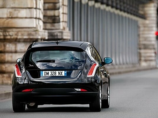 Lancia Delta III (844) Хэтчбек 5 дв. — фото 4