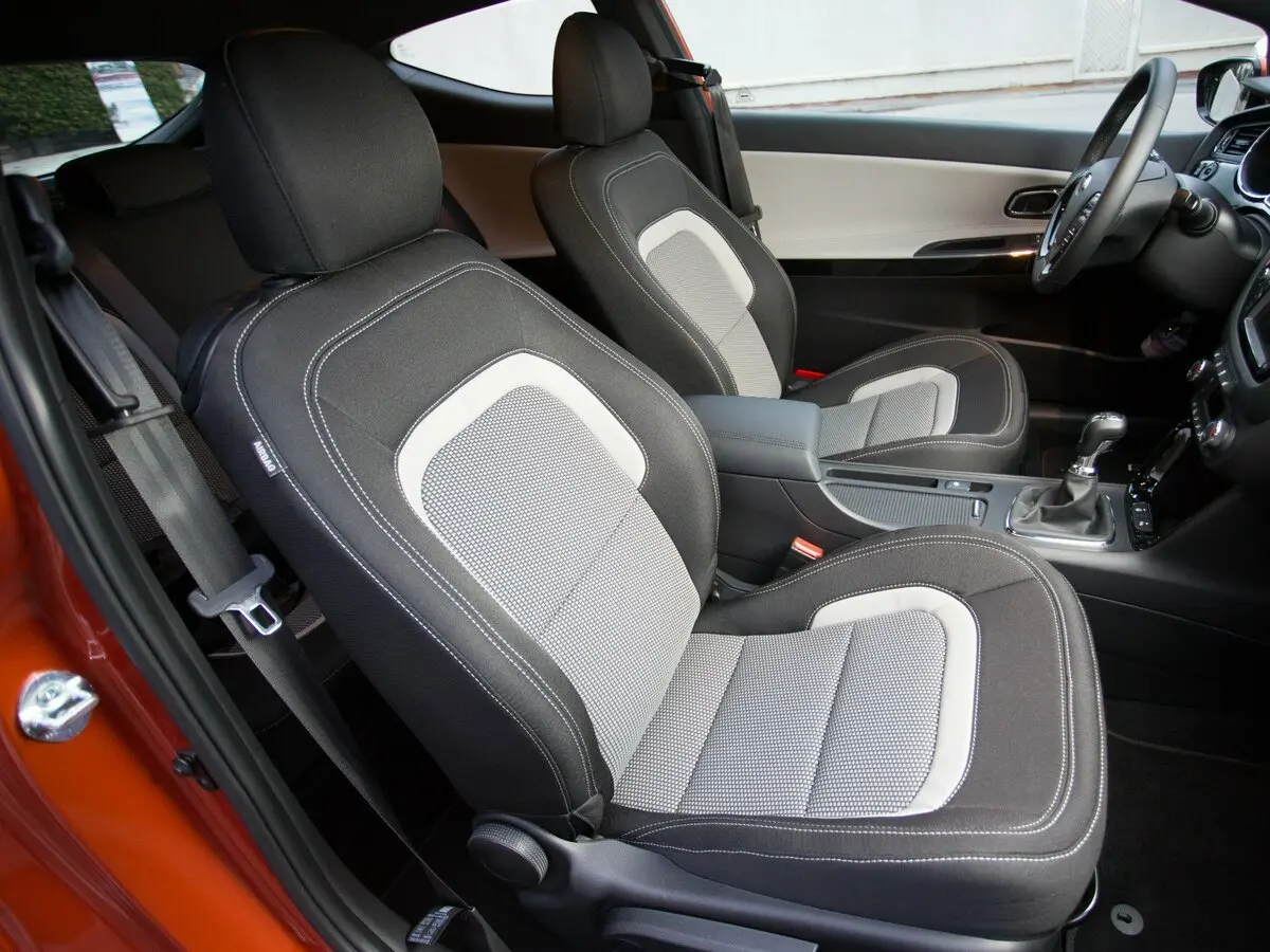 Kia Ceed II Хэтчбек 3 дв. — сүрөт 7