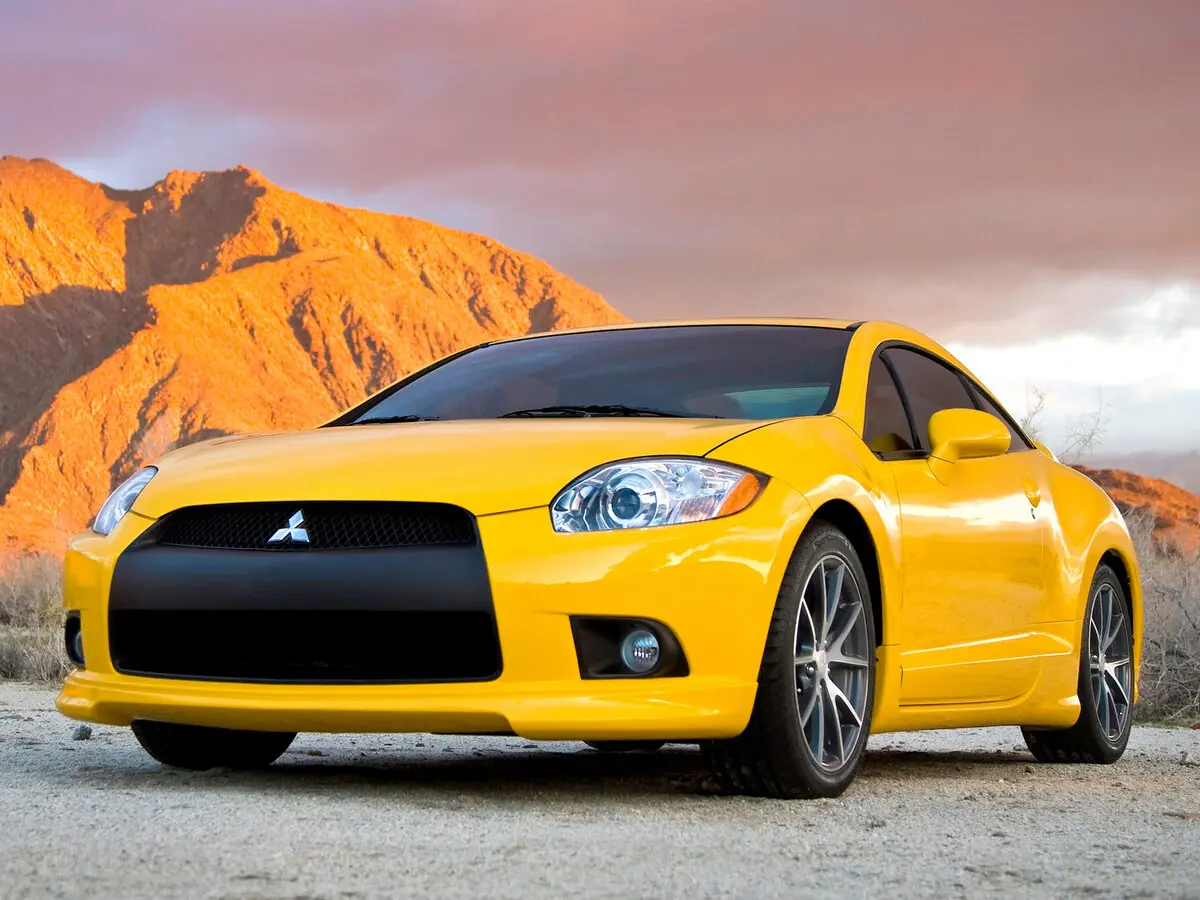 Mitsubishi Eclipse IV Рестайлинг Купе — сүрөт 3