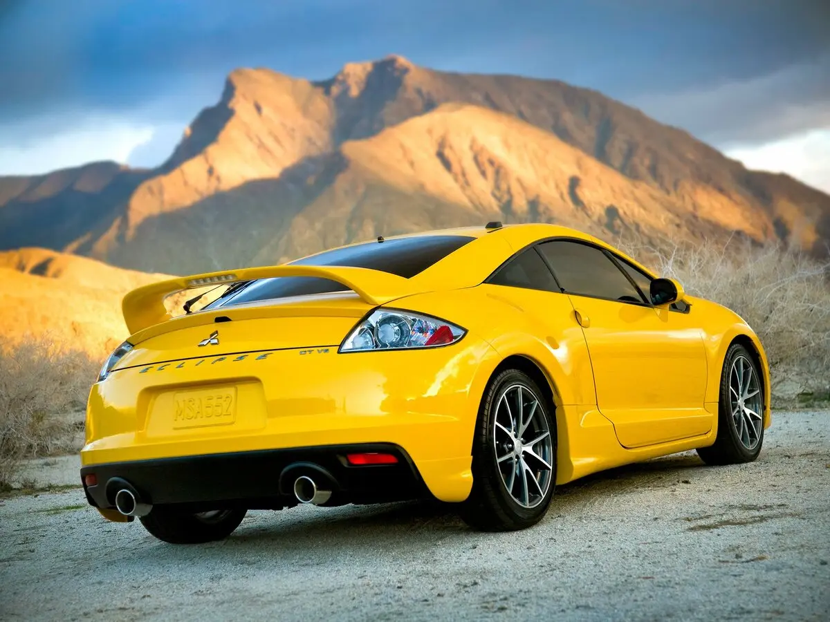 Mitsubishi Eclipse IV Рестайлинг Купе — сүрөт 5