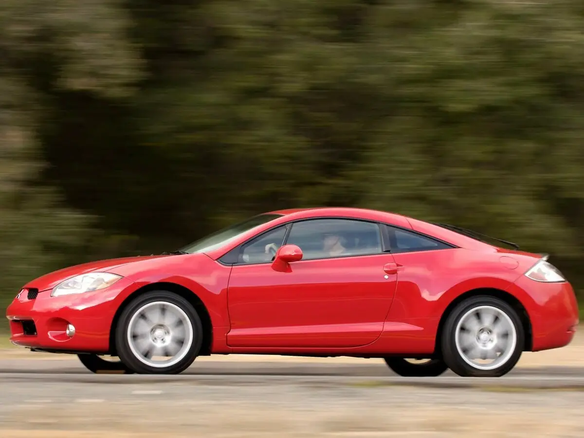 Mitsubishi Eclipse IV Купе — сүрөт 2