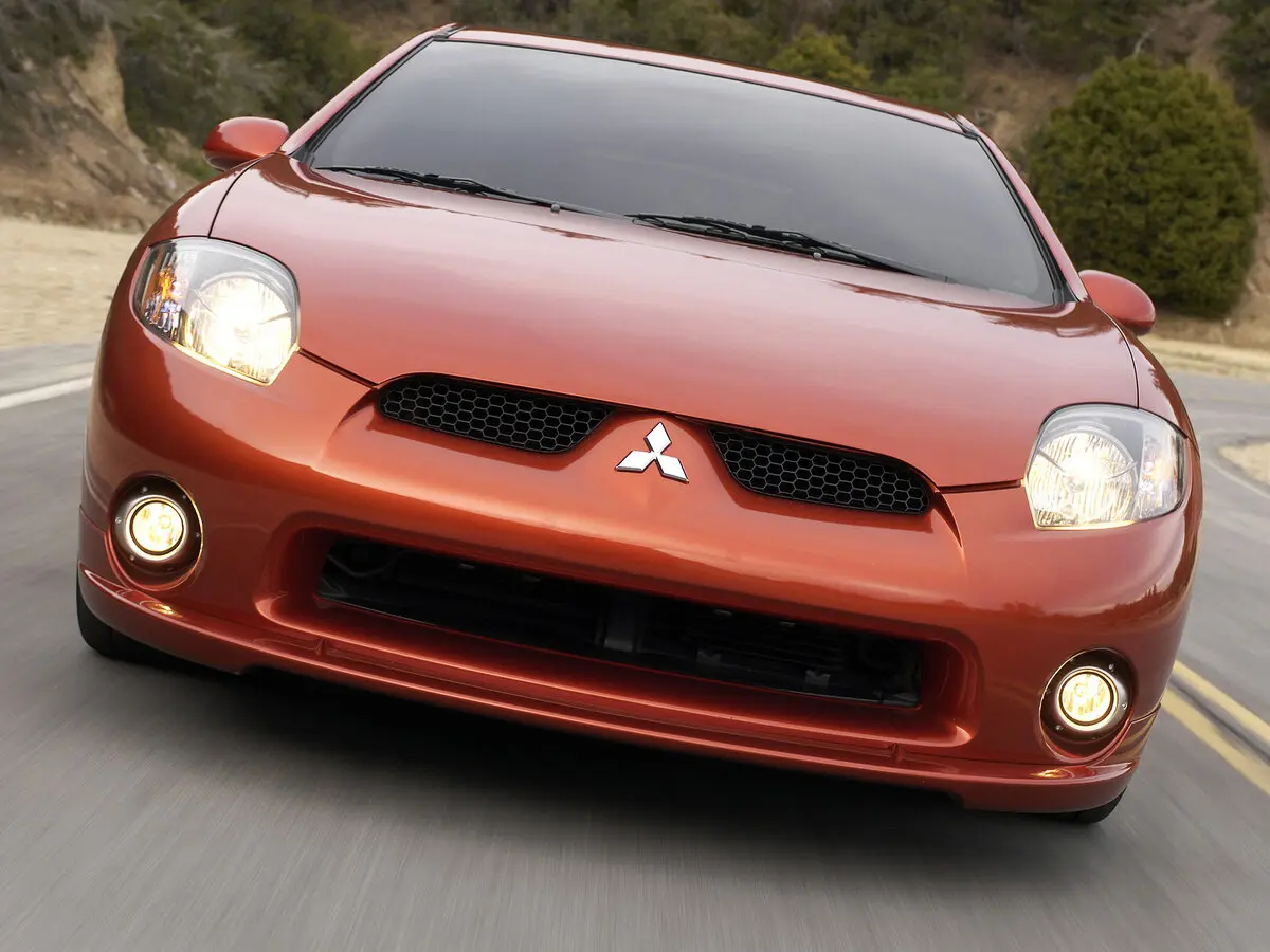 Mitsubishi Eclipse IV Купе — сүрөт 3