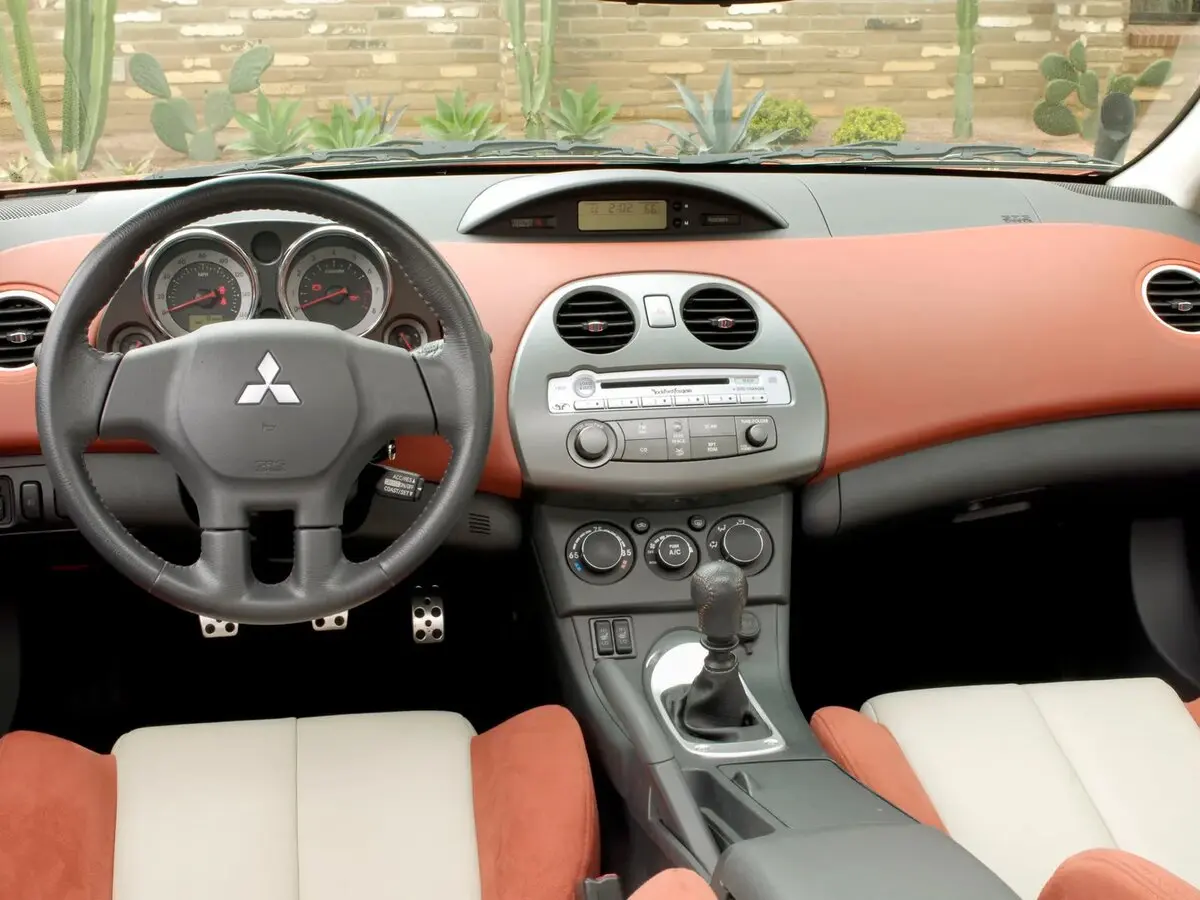 Mitsubishi Eclipse IV Купе — сүрөт 6