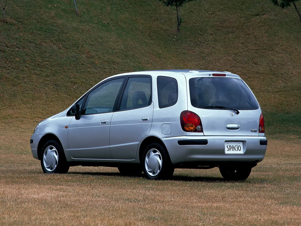 Toyota Corolla Spacio I Компактвэн — сүрөт 4