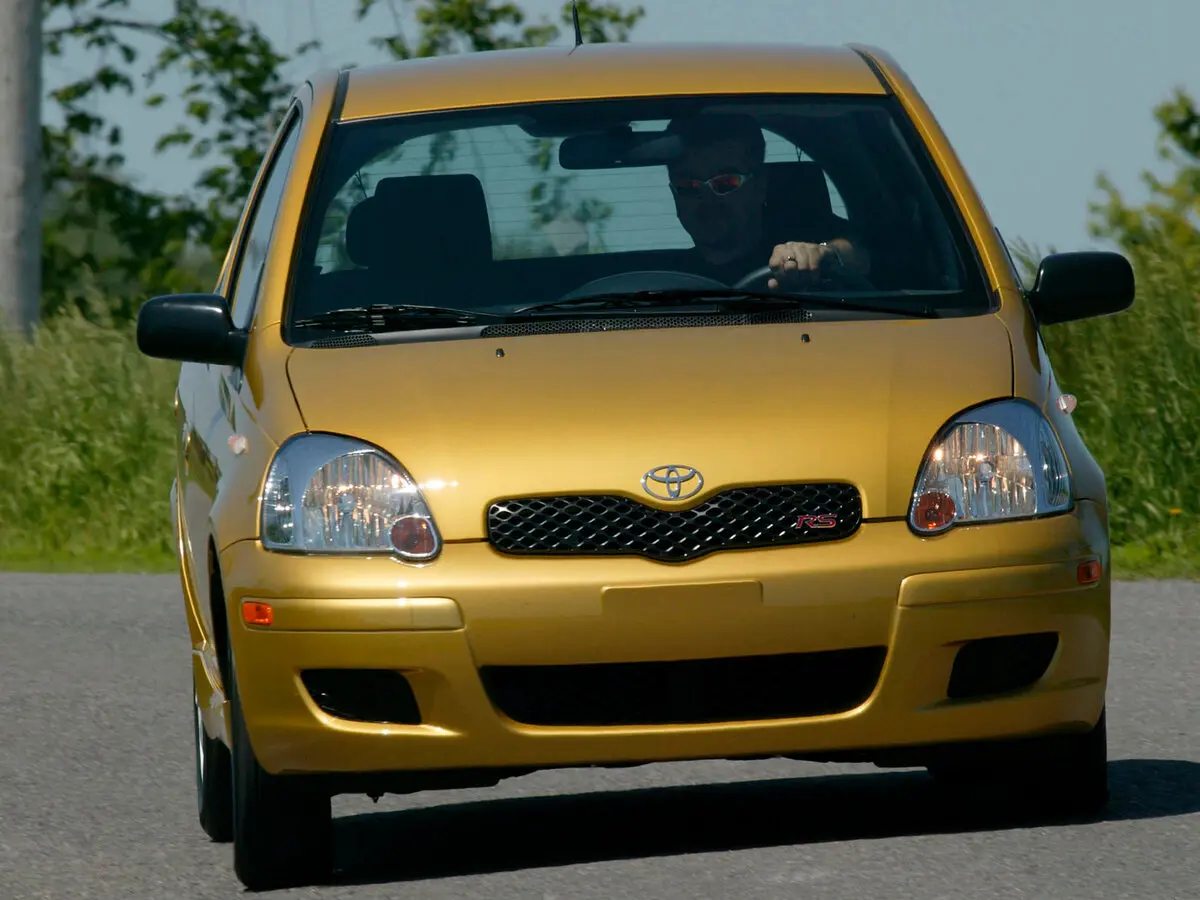 Toyota Echo 1999 – 2005 Хэтчбек 5 дв. — сүрөт 3