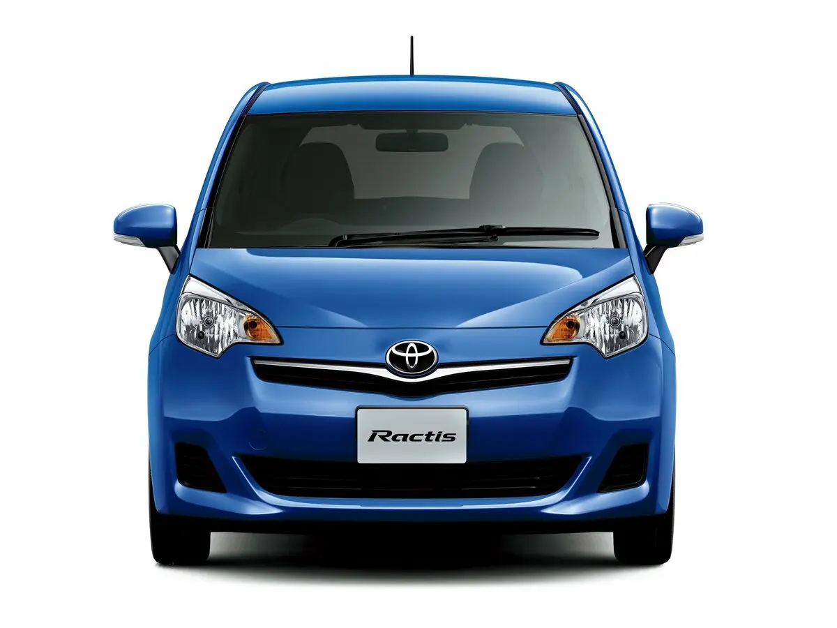 Toyota Ractis II Хэтчбек 5 дв. — сүрөт 2