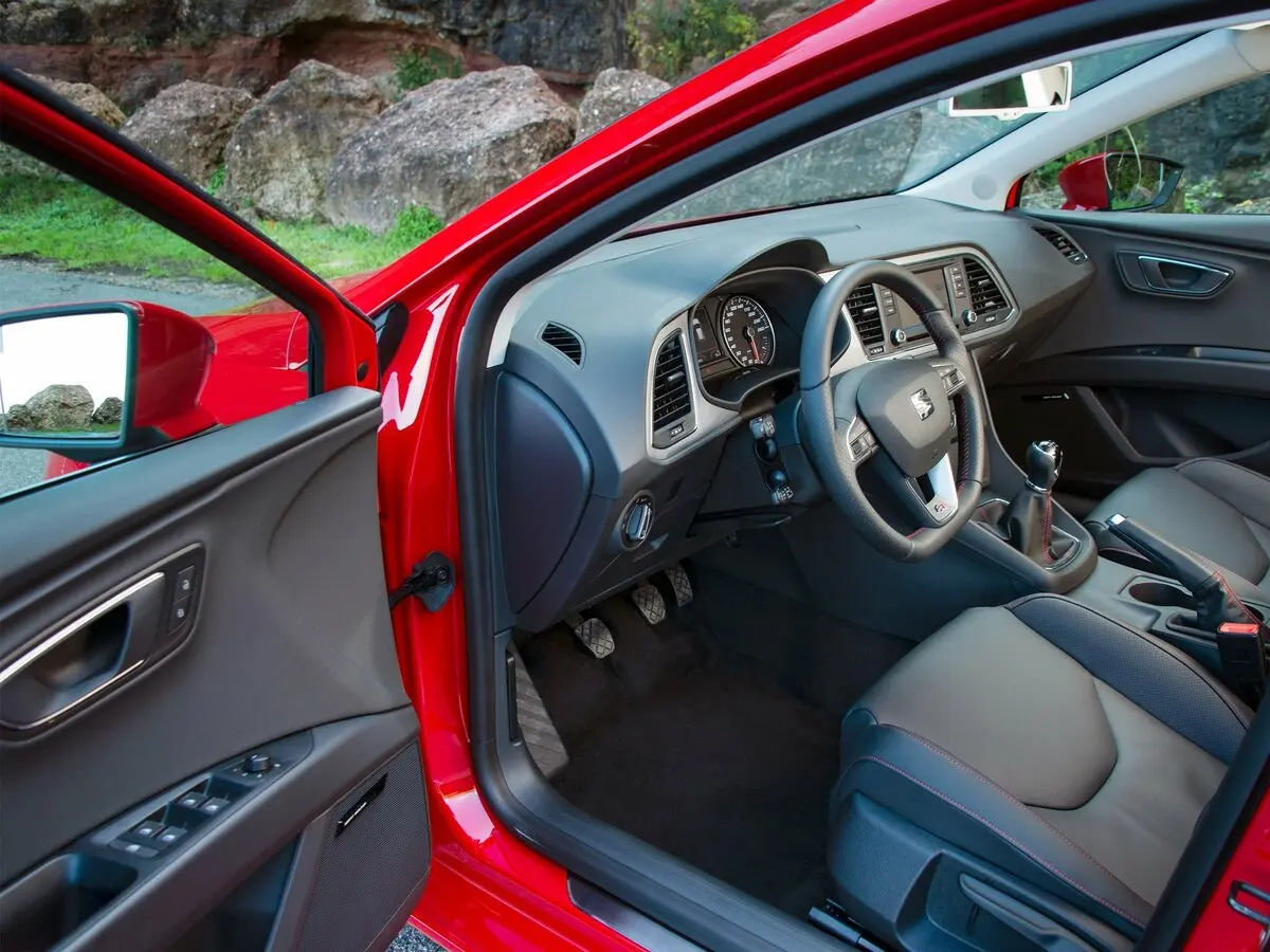 SEAT Leon III Хэтчбек 5 дв. — photo 8