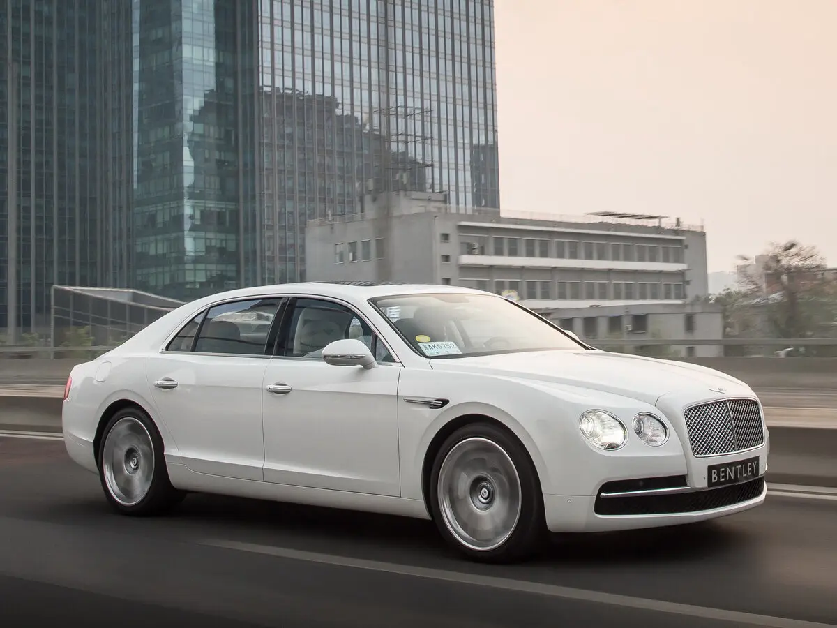 Bentley Flying Spur II Седан — сүрөт 2