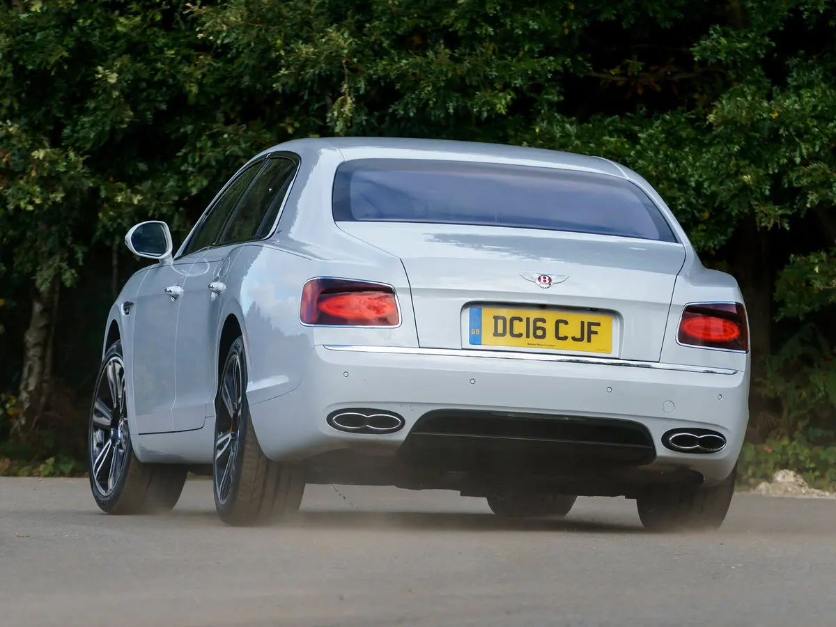 Bentley Flying Spur II Седан — сүрөт 4