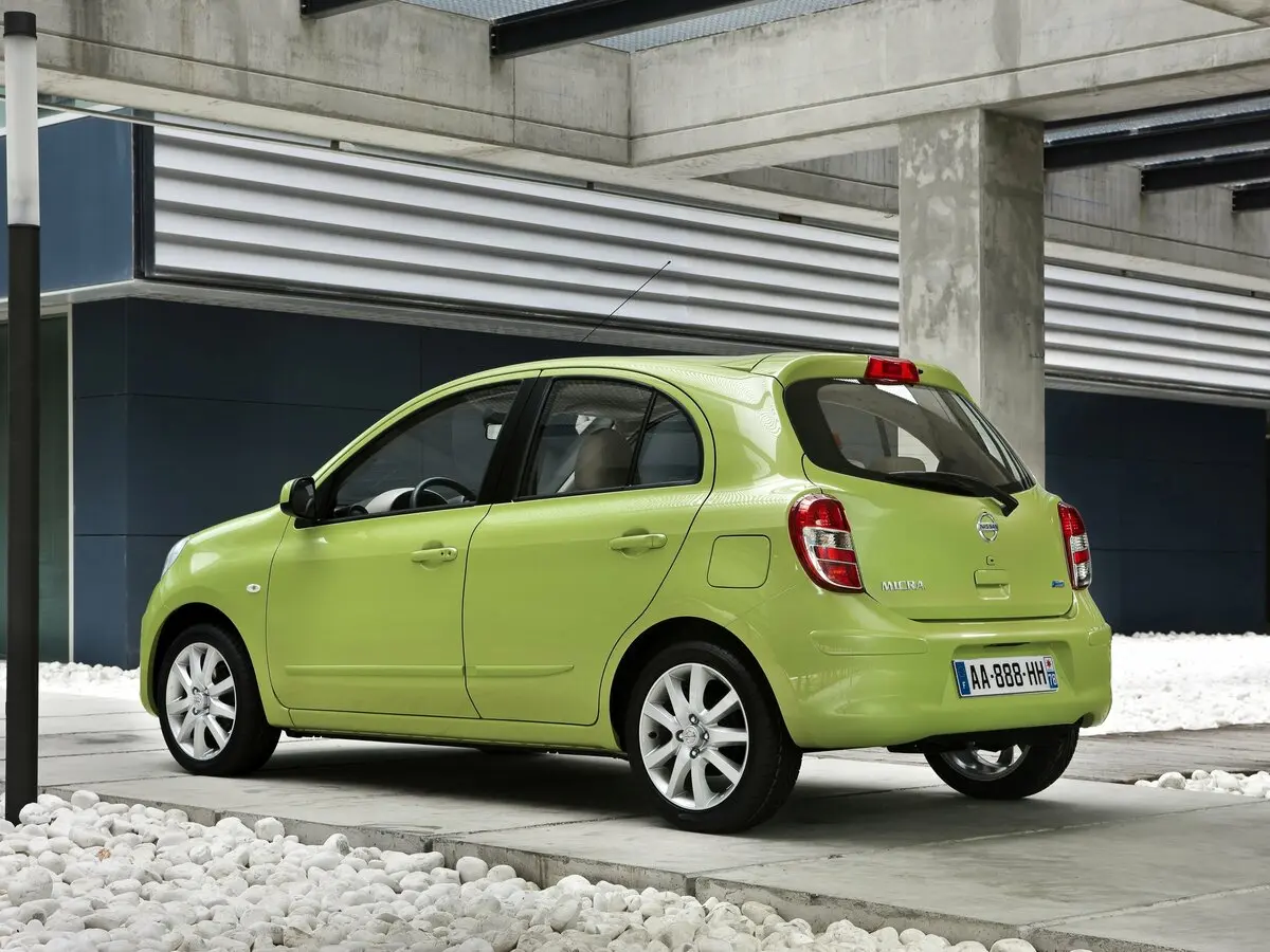 Nissan Micra IV (K13) Хэтчбек 5 дв. — сүрөт 5