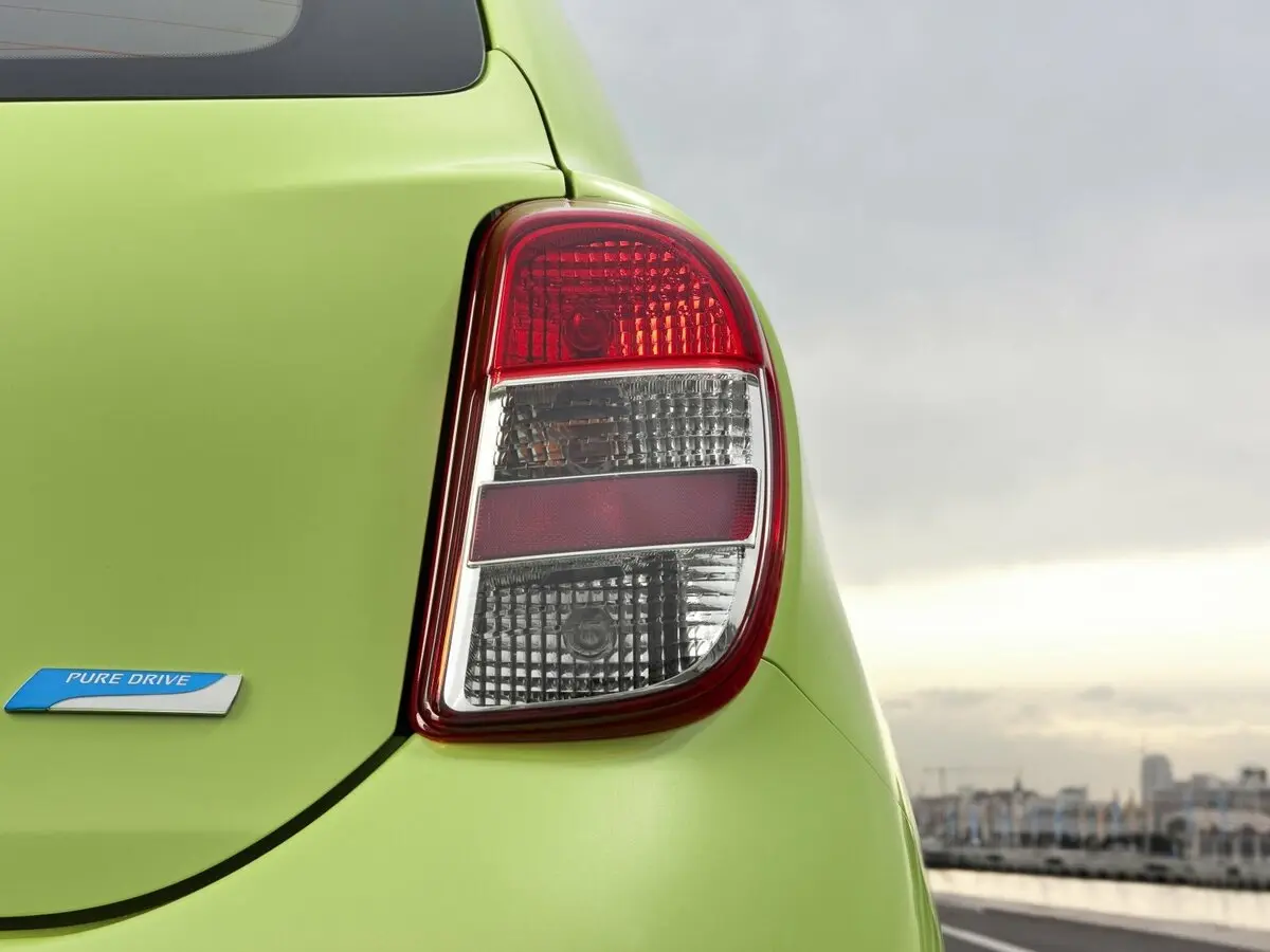 Nissan Micra IV (K13) Хэтчбек 5 дв. — сүрөт 16