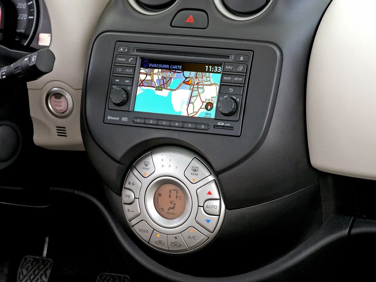 Nissan Micra IV (K13) Хэтчбек 5 дв. — сүрөт 17