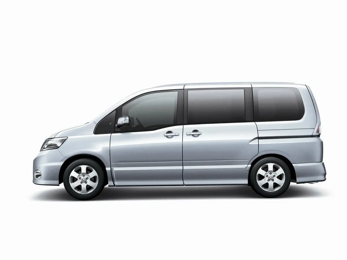 Nissan Serena III (C25) Минивэн — фото 2
