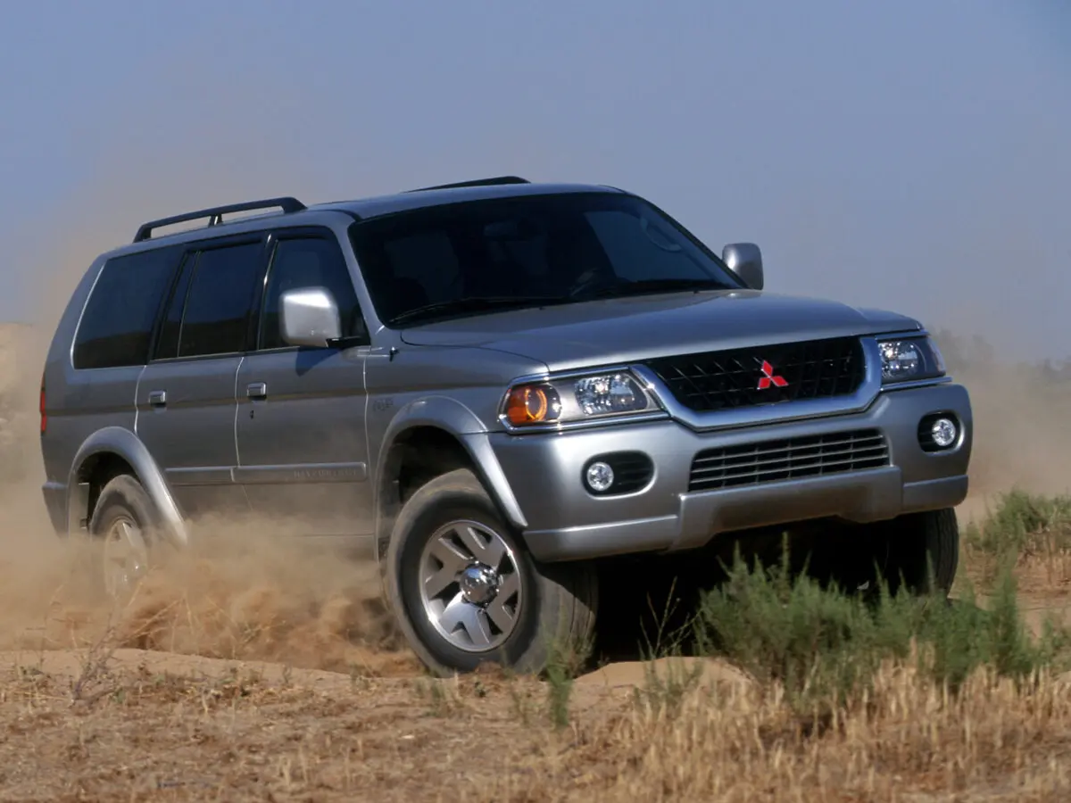 Mitsubishi Montero Sport I Внедорожник 5 дв. — фото 4
