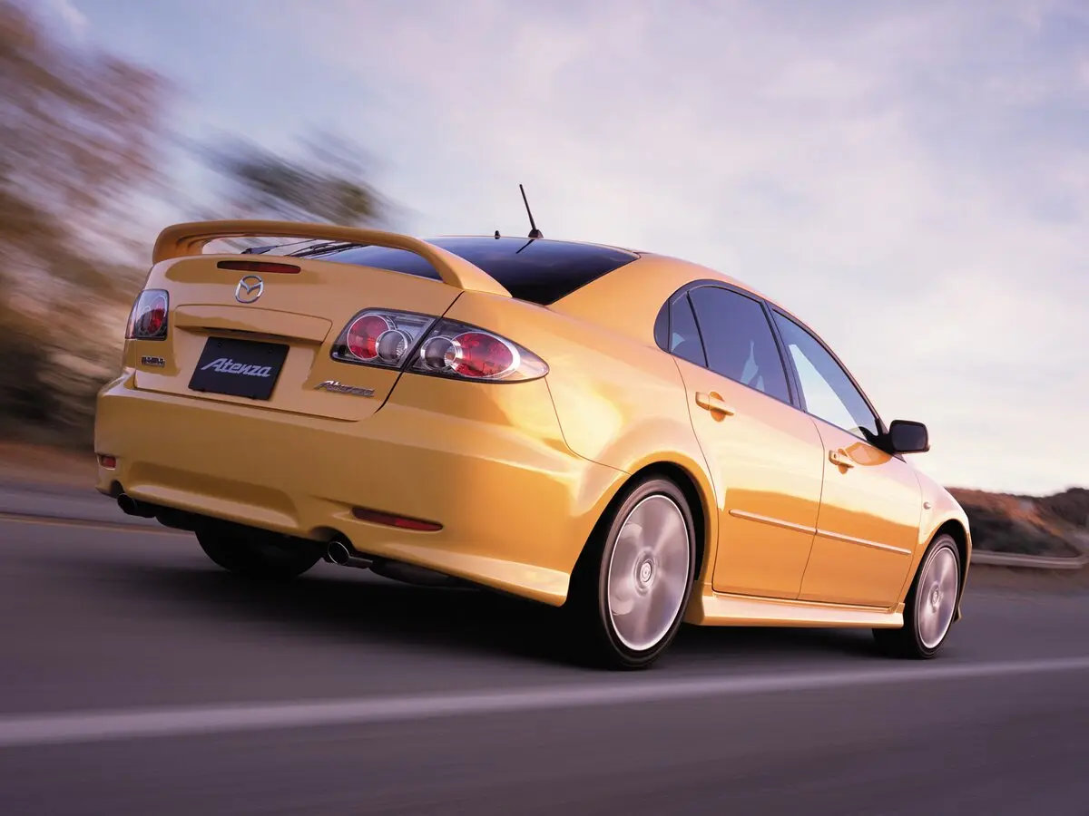Mazda Atenza I Лифтбек — 照片 5