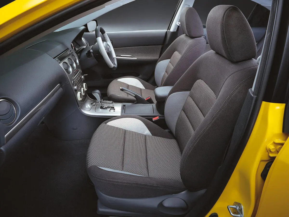 Mazda Atenza I Лифтбек — 照片 7