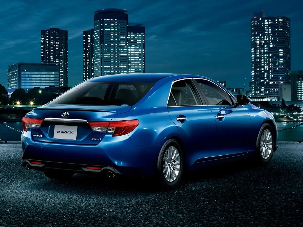 Toyota Mark X II Рестайлинг Седан — фото 3