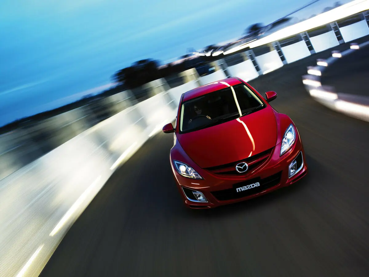 Mazda Atenza II Седан — 照片 3
