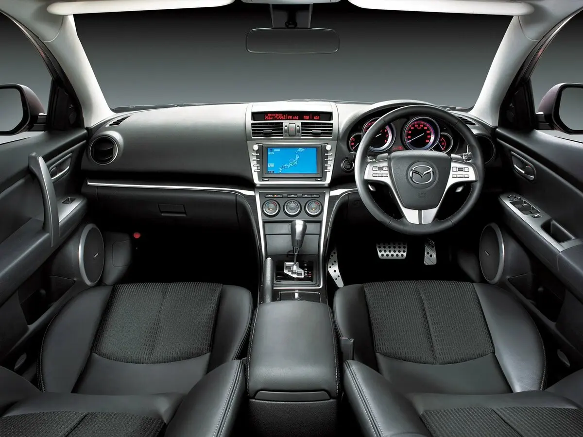 Mazda Atenza II Седан — 照片 5