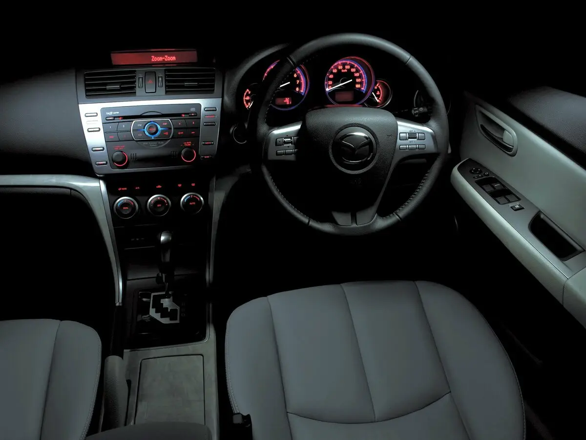 Mazda Atenza II Универсал 5 дв. — photo 4