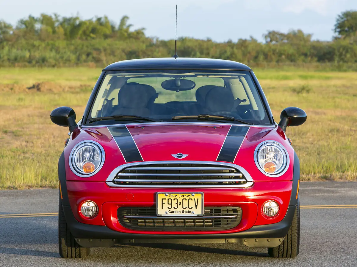 Mini Hatch II (R56) Рестайлинг Хэтчбек 3 дв. — фото 3