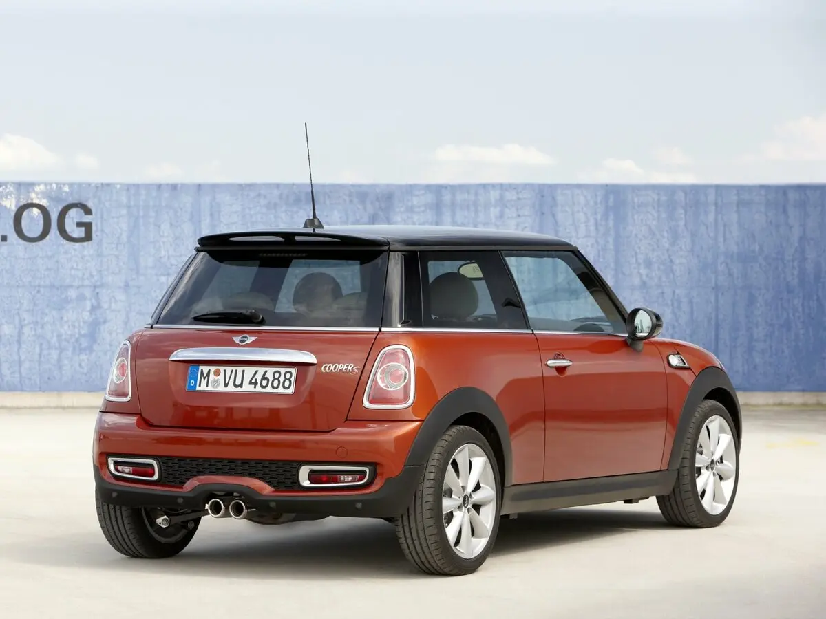 Mini Hatch II (R56) Рестайлинг Хэтчбек 3 дв. Cooper S — фото 5