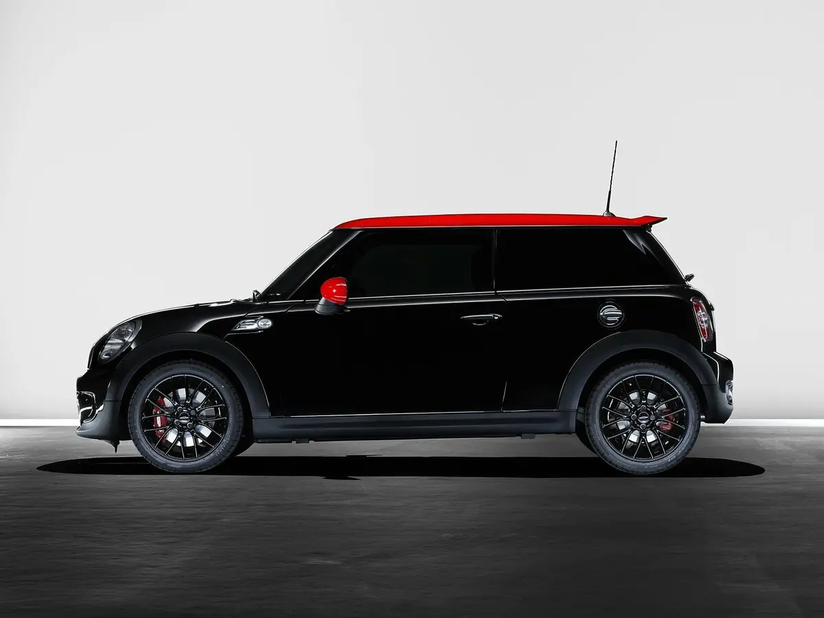 Mini Hatch II (R56) Рестайлинг Хэтчбек 3 дв. JCW — фото 2