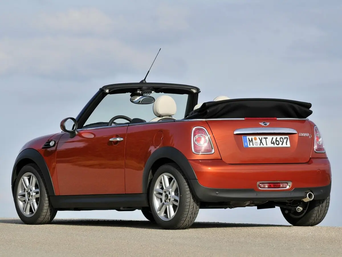 Mini Cabrio II Рестайлинг Кабриолет — photo 5