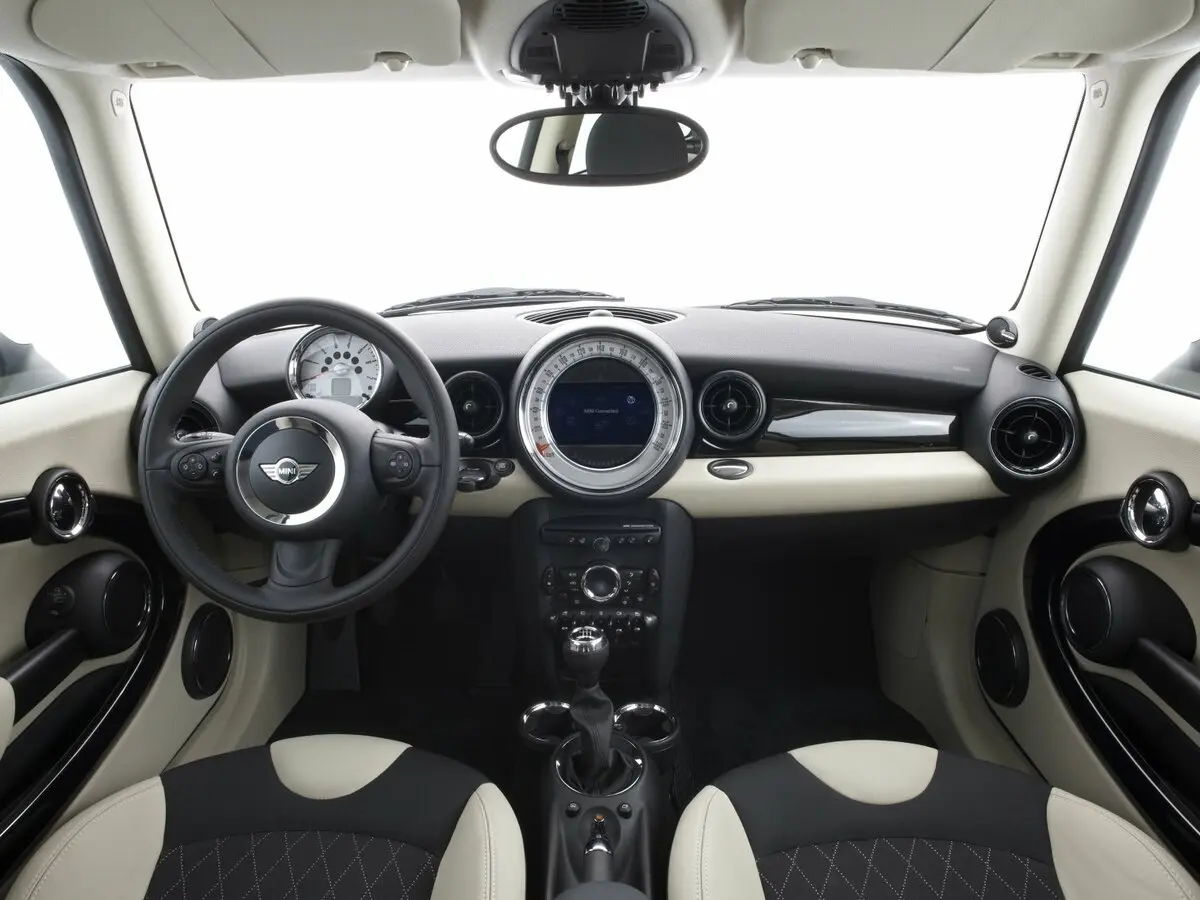 Mini Clubman I Рестайлинг Хэтчбек 3 дв. — фото 6