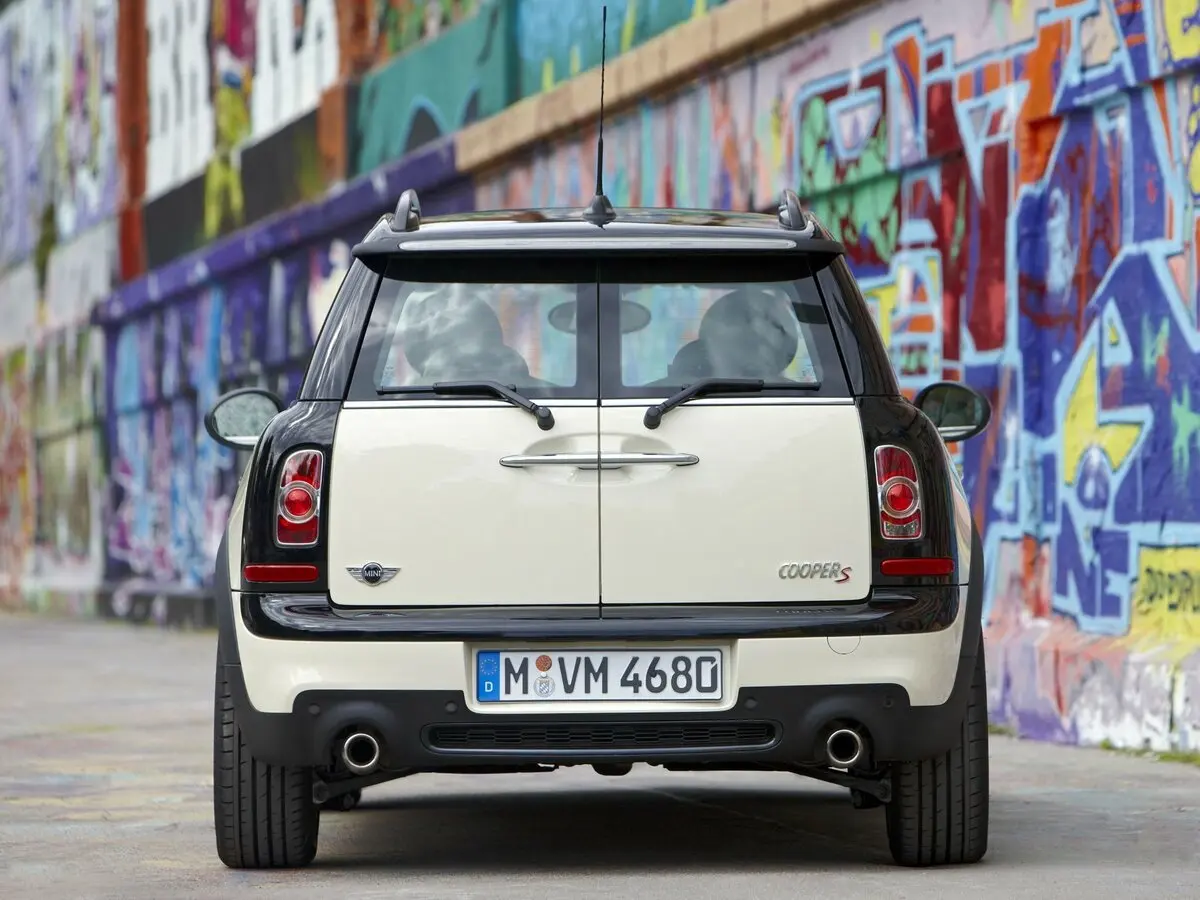 Mini Clubman I Рестайлинг Хэтчбек 3 дв. Cooper S — фото 4
