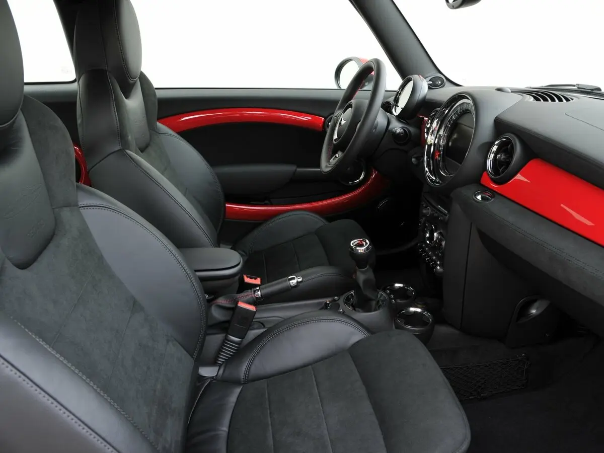 Mini Clubman I Рестайлинг Хэтчбек 3 дв. JCW — фото 5