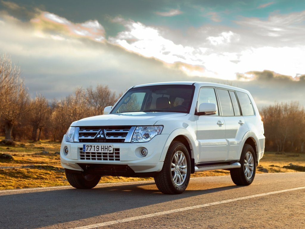 Mitsubishi Montero IV Внедорожник 5 дв.