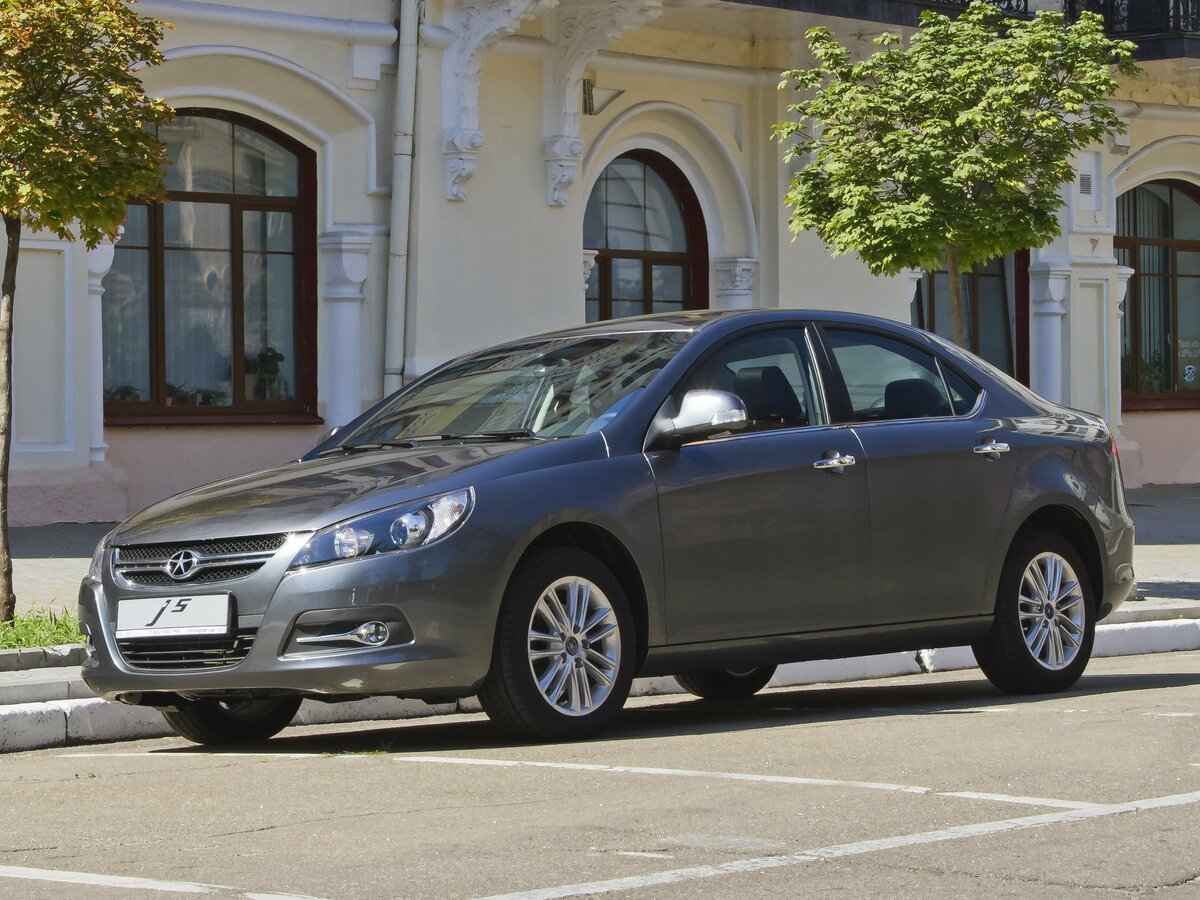 JAC J5 (Heyue) 2014 – 2017