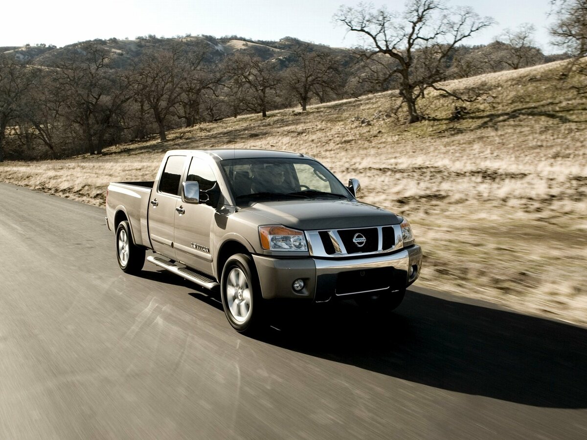 Nissan Titan I Рестайлинг Пикап Полуторная кабина