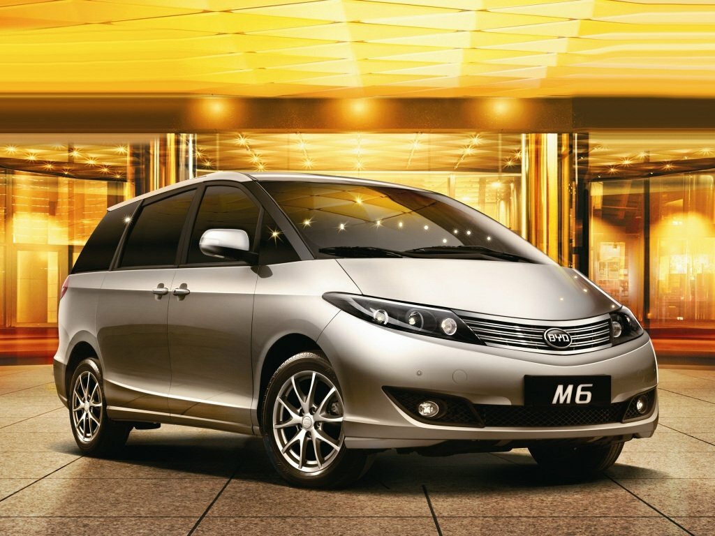 BYD M6 2010 – 2015