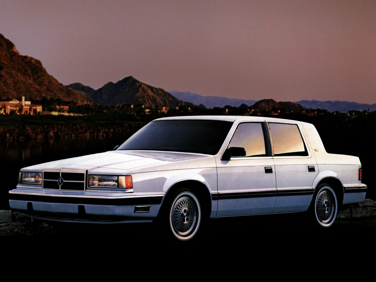 Dodge Dynasty 1987 – 1993